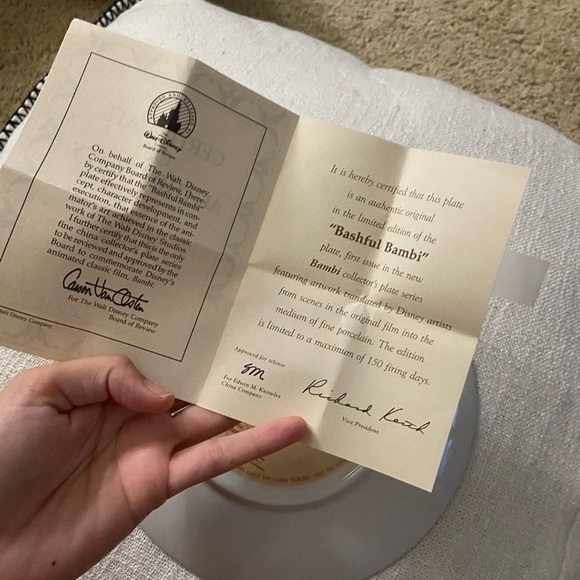 Collectors Disney Bambi Collector's Plate with Gold Accents - Picture 3 of 3